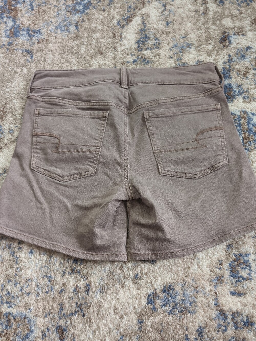 AMERICAN Eagle Light Brown Super Stretch MIDI Shorts